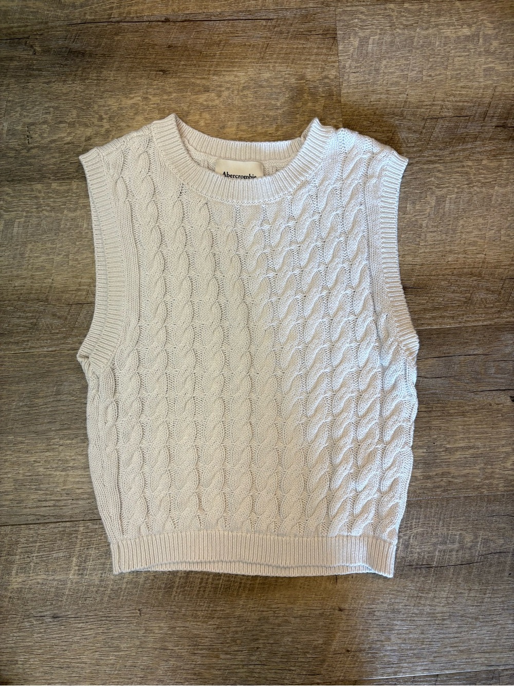 Abercrombie & Fitch Cream Cable Knit Sleeveless Sweater Vest